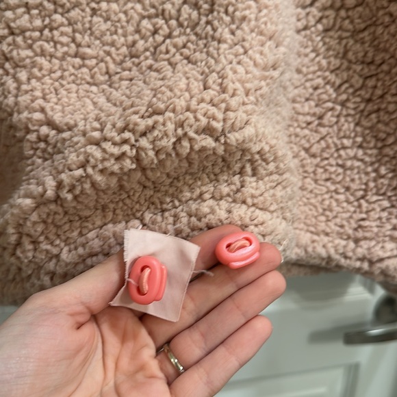 ✨Urban Outfitters Teddy 🧸 Sherpa✨ - Picture 5 of 6